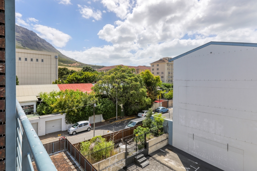 1 Bedroom Property for Sale in Observatory Western Cape